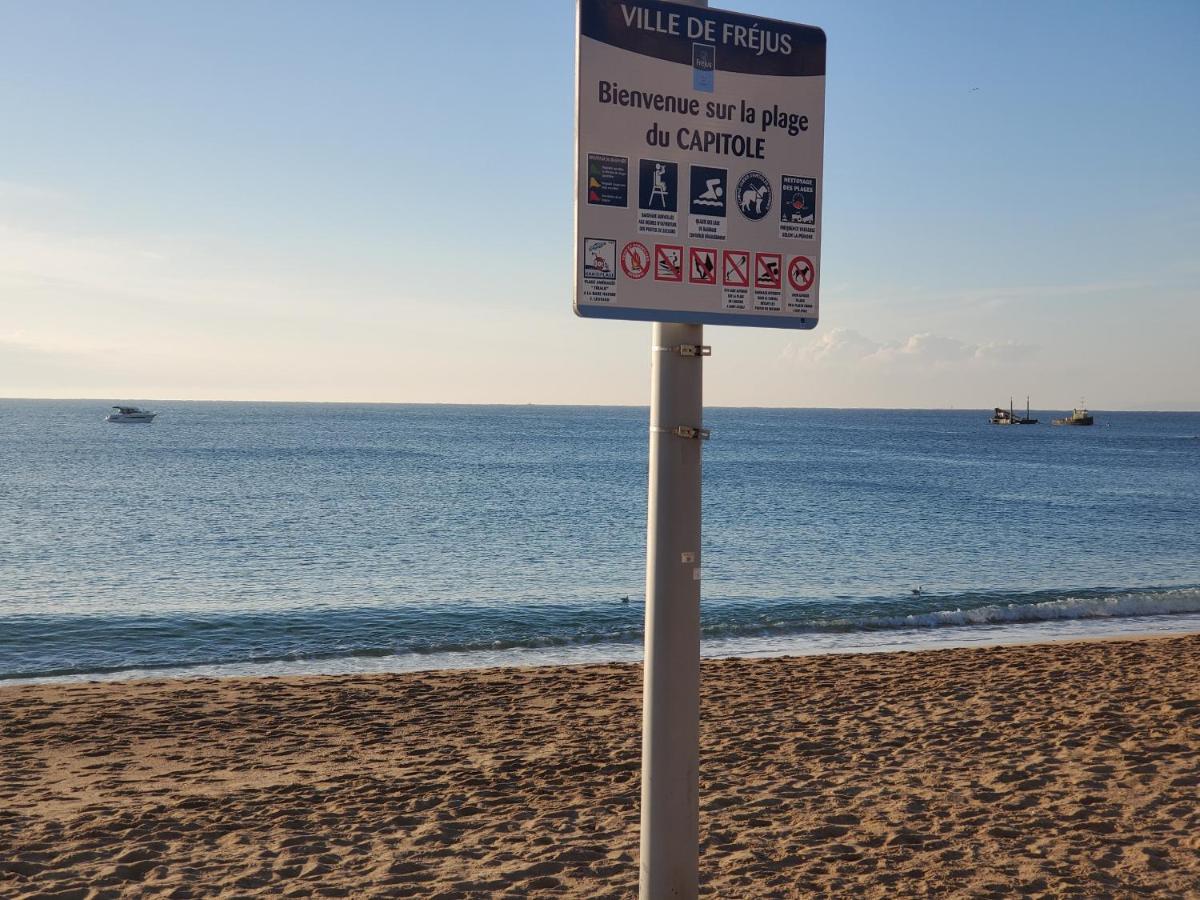 Frejus Plage Le Capitole T2 35M2 Climatise Balcon Exteriér fotografie